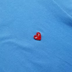 Comme Des Garçons Play SMALL RED HEART T-SHIRT BLUE -Bottoms Sales Store COMMEDESGARCONSMENST SHIRTBLUESP1T314 3 grande
