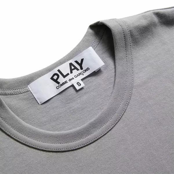 Comme Des Garçons Play SMALL RED HEART T-SHIRT GREY 6 Comme Des Garçons Play SMALL RED HEART T-SHIRT GREY - Image 4