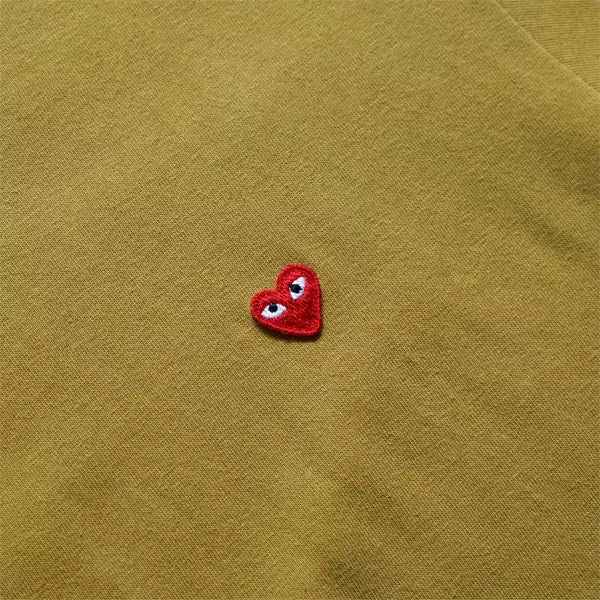 Comme Des Garçons Play SMALL RED HEART T-SHIRT OLIVE 5 Comme Des Garçons Play SMALL RED HEART T-SHIRT OLIVE - Image 3