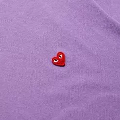 Comme Des Garçons Play SMALL RED HEART T-SHIRT PURPLE -Bottoms Sales Store COMMEDESGARCONSPLAYMENST SHIRTPURPLESP1T314 3 grande
